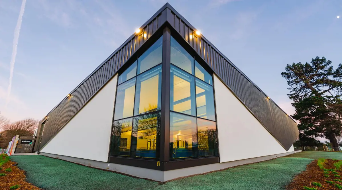 The outside of Te Pou Toetoe Linwood centre.