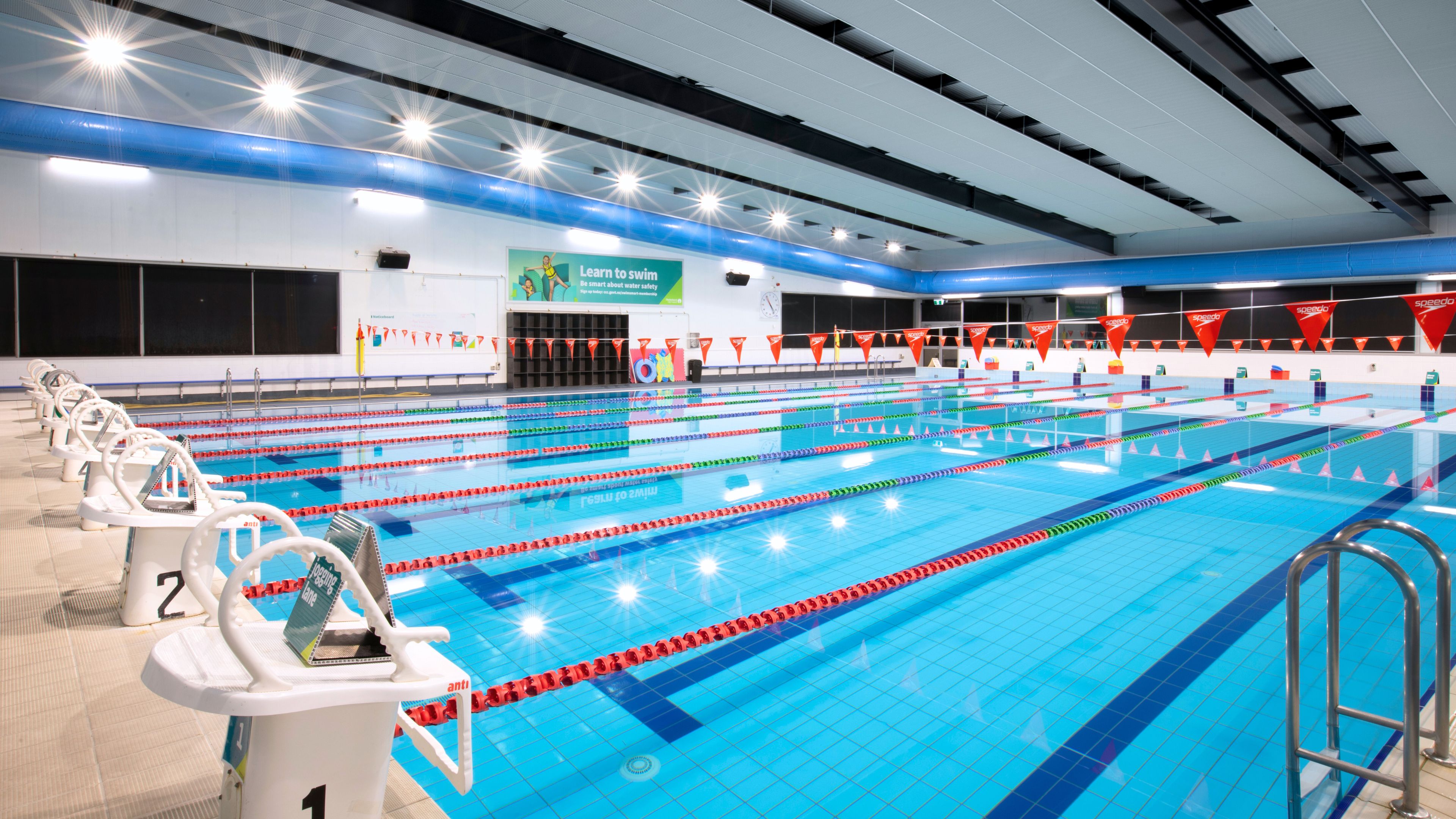 Graham Condon 25M Pool Whole 1